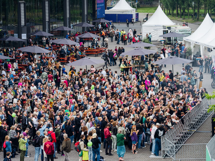 Mehr lesen zu „Gutes Morgen Festival: Deutschlands neuer Ort für Zukunftsmut“